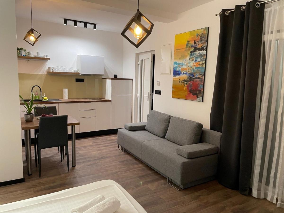 Apartments Villa Jelena Водице Екстер'єр фото